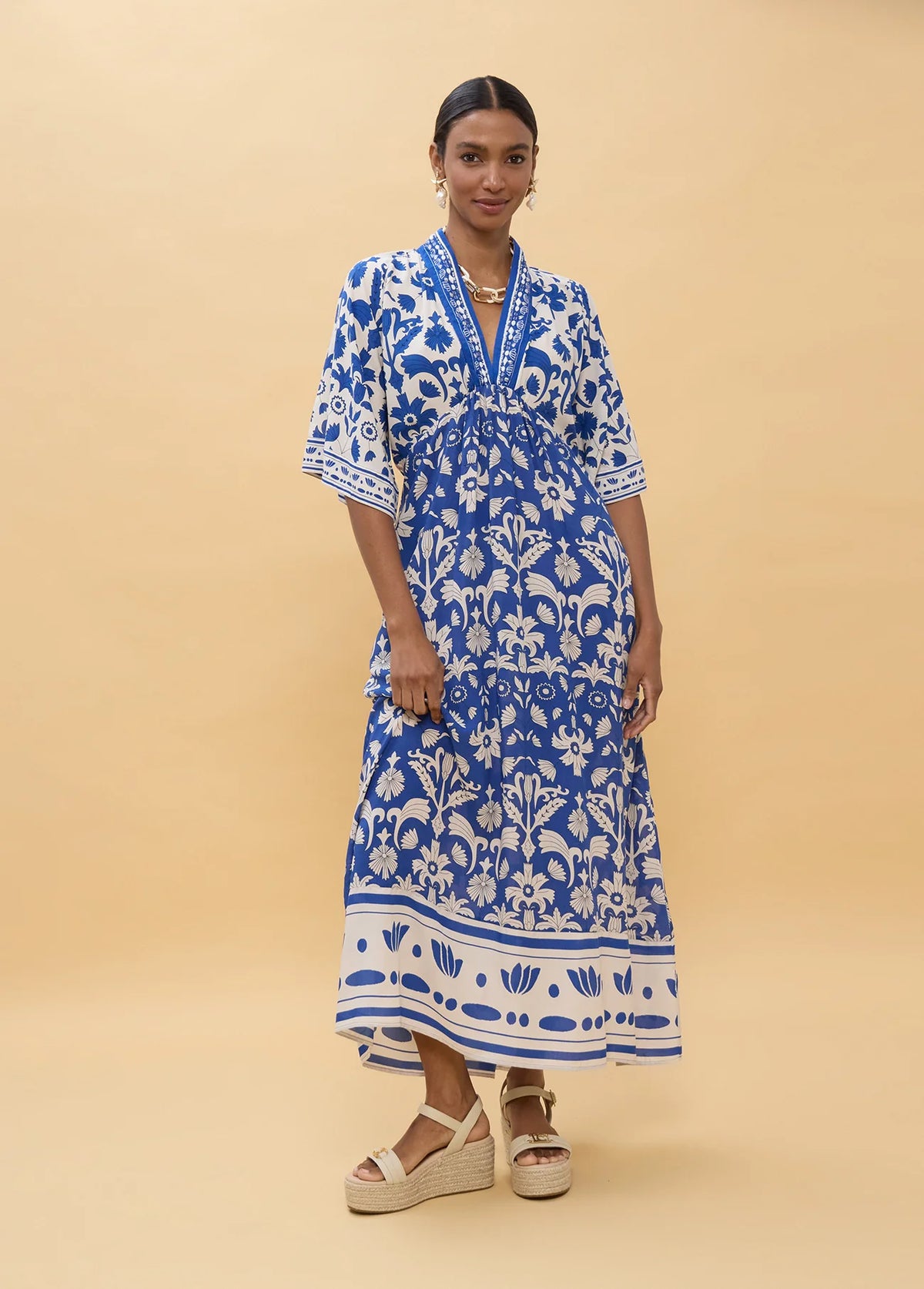 LOLA LONG BLUE PATTERN DRESS